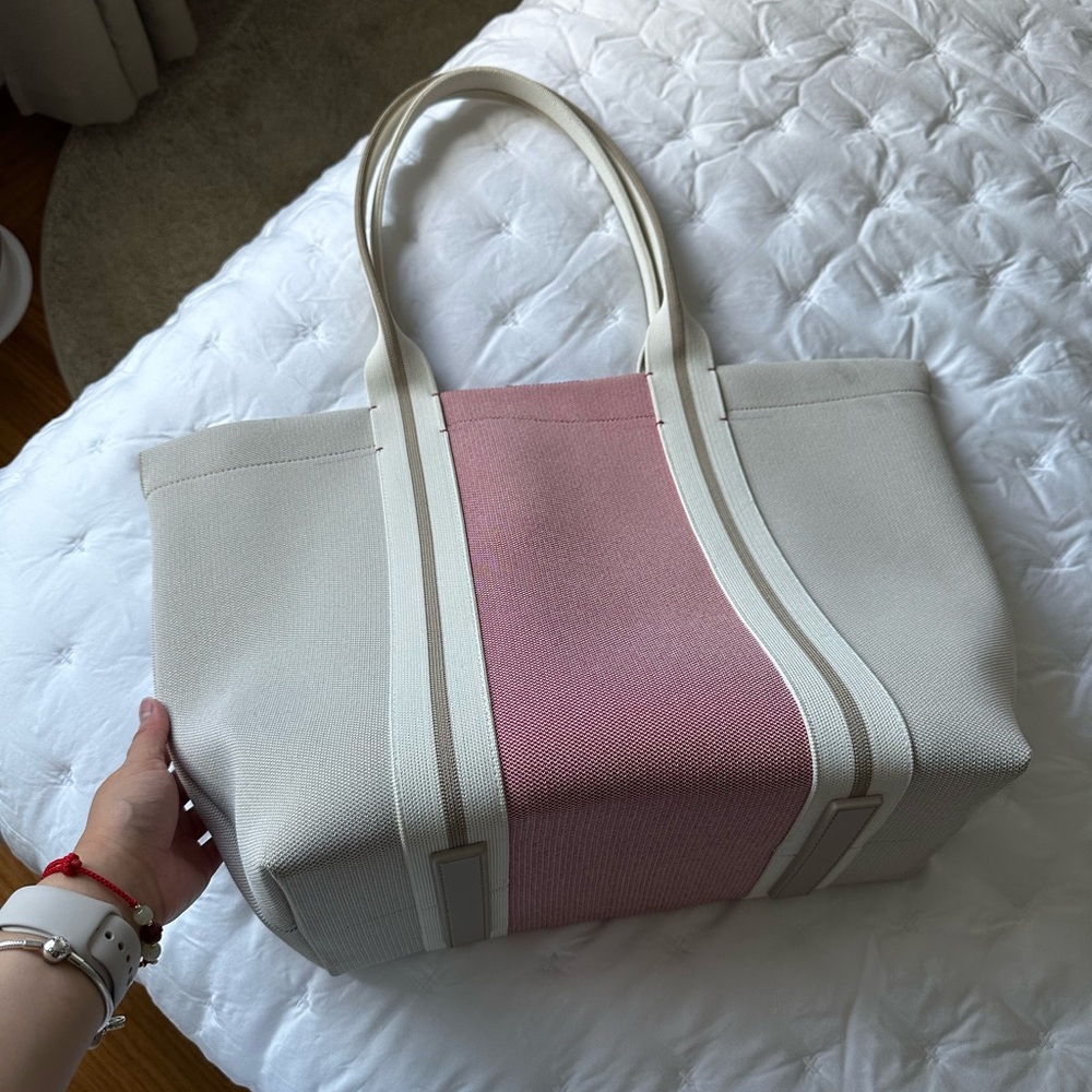 Rothy’s tote bag